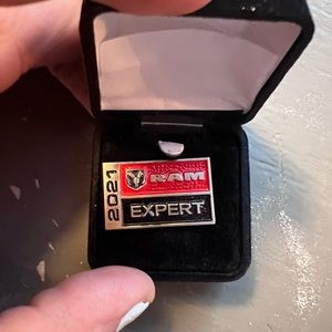 ☠️5/$20☠️2021 RAM | EXPERT MAGNETIC PIN